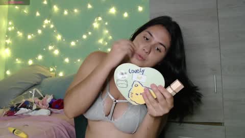 Snapshot of sofimabelnasty19 chatting on 01.22.25 sofi online show from 01.22.25