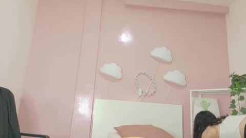 Snapshot of sofitheen__ chatting on 12.04.25 SOFITEEN online show from 12.04.25