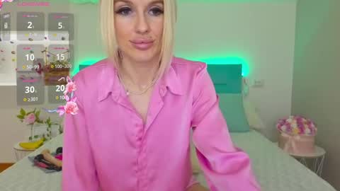 Lana online show from 03.11.25