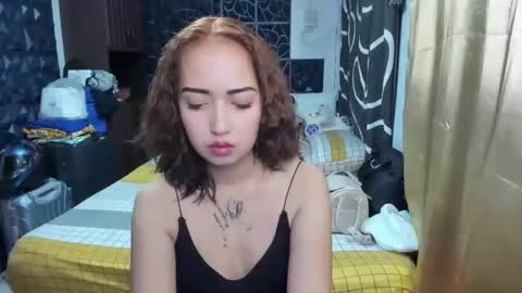 Snapshot of soft_angel8 chatting on 11.30.25 Angel online show from 11.30.25