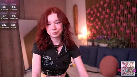 Snapshot of softcoredoll chatting on 10.02.25 Eva online show from 10.02.25