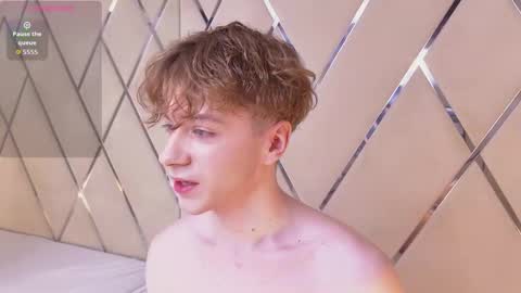 Snapshot of softcrave chatting on 02.20.26 PAUL online show from 02.20.26