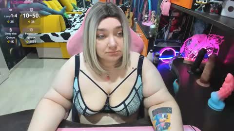 Sofie online show from 11.18.25