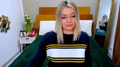 Softpleasurex online show from 01.14.25