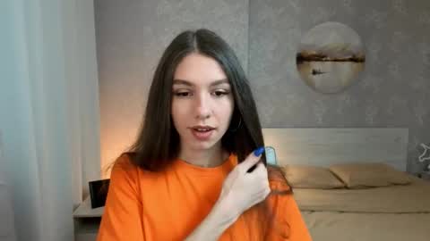 Snapshot of softwine chatting on 10.21.25 Kelly online show from 10.21.25