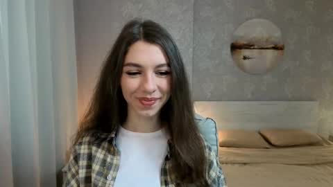 Snapshot of softwine chatting on 10.25.25 Kelly online show from 10.25.25