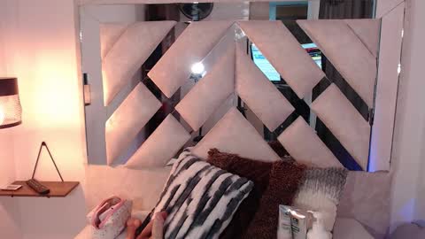    online show from 02.06.26