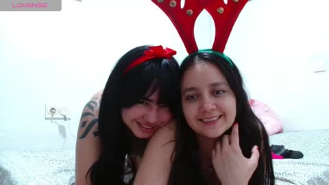 Snapshot of sol_222_ chatting on 12.23.24 sol_222_ online show from 12.23.24