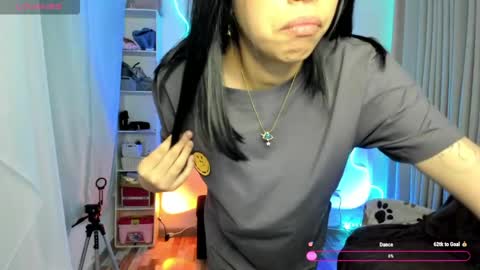 Snapshot of sol_lunaa23 chatting on 06.05.26 sol online show from 06.05.26