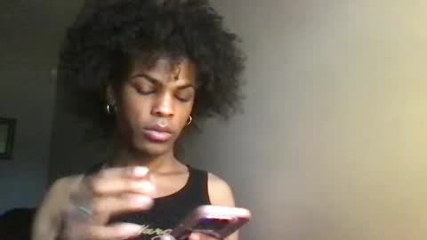 Snapshot of solaceeve chatting on 01.05.26 SolaceEve online show from 01.05.26