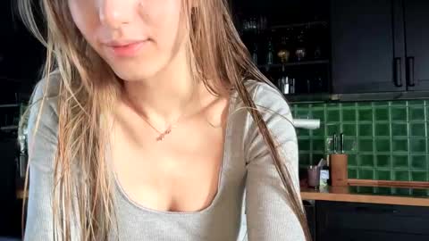 Bella online show from 03.06.26