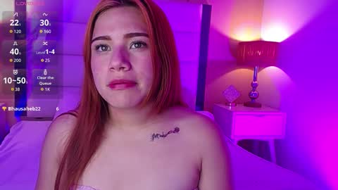 Snapshot of solara_ chatting on 11.03.25 solara online show from 11.03.25