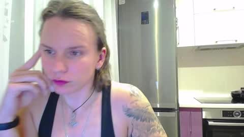 Sola online show from 12.04.25