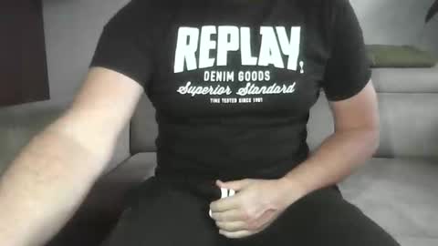 Snapshot of sole73 chatting on 11.10.25 Sole Obedient online show from 11.10.25