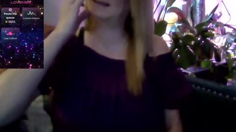 solesticia online show from 09.24.25