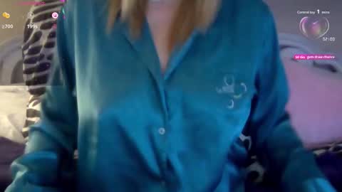 solesticia online show from 10.24.25