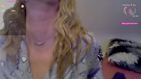 solesticia online show from 10.30.25