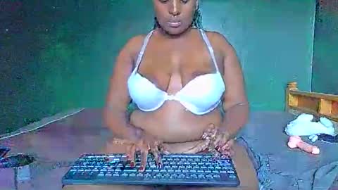 Snapshot of sollybunny chatting on 04.24.26 Solly bunny online show from 04.24.26