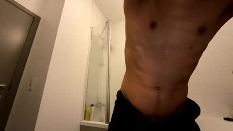 Snapshot of solmonier chatting on 09.21.25 solmonier online show from 09.21.25