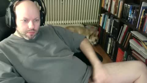 Tom online show from 11.03.25