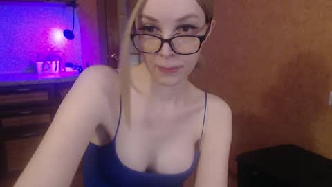 Snapshot of sonia209944 chatting on 03.05.25 sonia209944 online show from 03.05.25