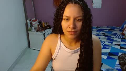 Snapshot of sonialatin69 chatting on 12.23.24 sonialatin69 online show from 12.23.24