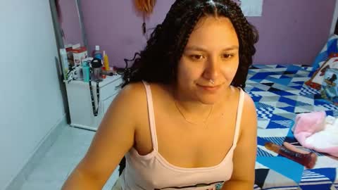 Snapshot of sonialatin69 chatting on 12.27.24 sonialatin69 online show from 12.27.24