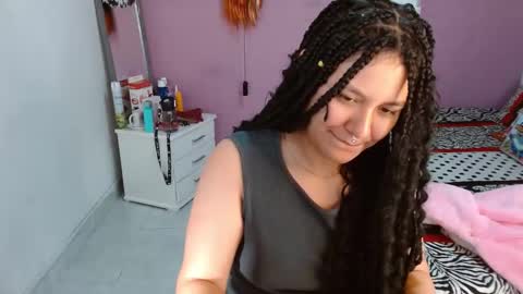 Snapshot of sonialatin69 chatting on 01.07.25 sonialatin69 online show from 01.07.25