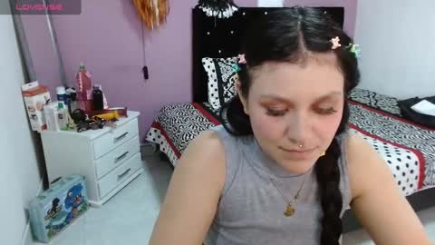 Snapshot of sonialatin69 chatting on 01.16.25 sonialatin69 online show from 01.16.25