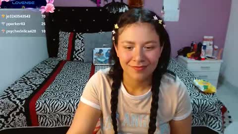 Snapshot of sonialatin69 chatting on 01.23.25 sonialatin69 online show from 01.23.25