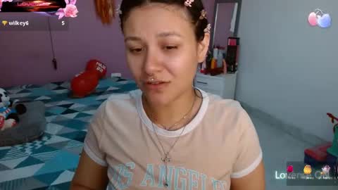 Snapshot of sonialatin69 chatting on 03.10.25 sonialatin69 online show from 03.10.25