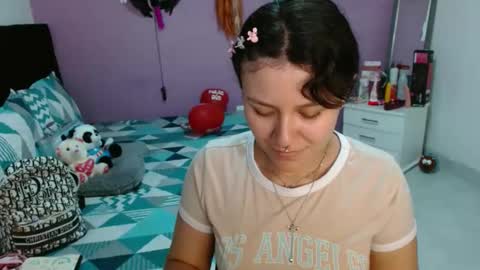 Snapshot of sonialatin69 chatting on 03.10.25 sonialatin69 online show from 03.10.25