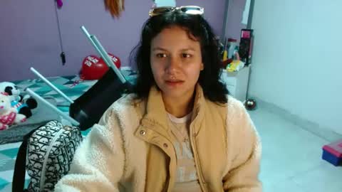 Snapshot of sonialatin69 chatting on 03.10.25 sonialatin69 online show from 03.10.25