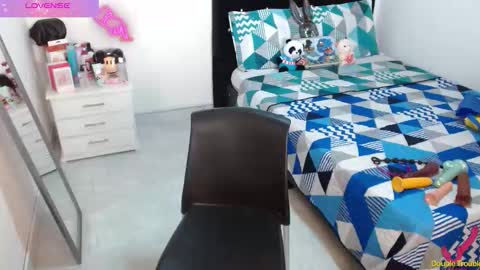 Snapshot of sonialatin69 chatting on 09.11.25 sonialatin69 online show from 09.11.25