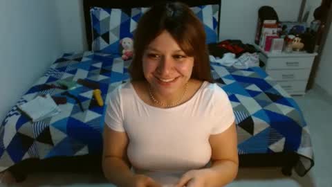 Snapshot of sonialatin69 chatting on 09.20.25 sonialatin69 online show from 09.20.25