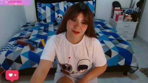 Snapshot of sonialatin69 chatting on 09.22.25 sonialatin69 online show from 09.22.25