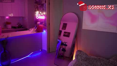 Snapshot of sonnie_mami chatting on 12.22.25 Sonnie online show from 12.22.25