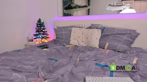 SonyaParadise online show from 01.13.25