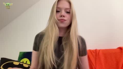 Sonya  Instagram   Twitter sonyaplushgirl  OnlyFans sonyaplush online show from 12.11.24