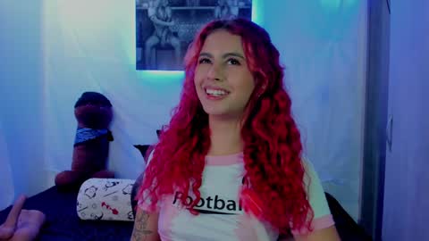 Snapshot of sophi_01 chatting on 12.14.24 sophie online show from 12.14.24