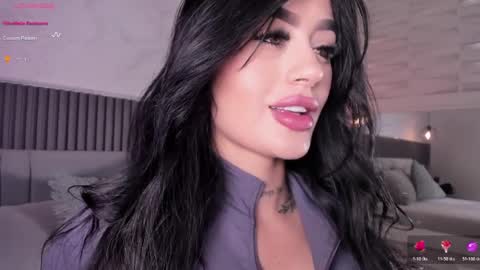 Sophi online show from 04.10.26