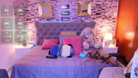 Sofia online show from 11.28.25