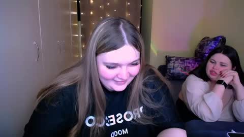 sophia__olsen online show from 05.26.26