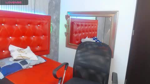 sophia__sweet1 online show from 11.17.25