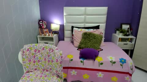 Sophia online show from 11.15.25