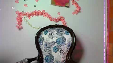 sophia online show from 10.18.25