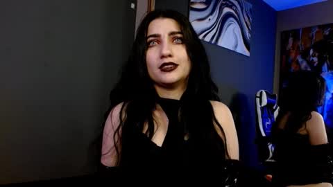 Snapshot of sophia_dk chatting on 02.11.25 sophia hottie online show from 02.11.25