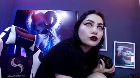 Snapshot of sophia_dk chatting on 02.24.25 sophia hottie online show from 02.24.25