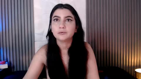 Snapshot of sophia_dk chatting on 10.12.25 sophia hottie online show from 10.12.25