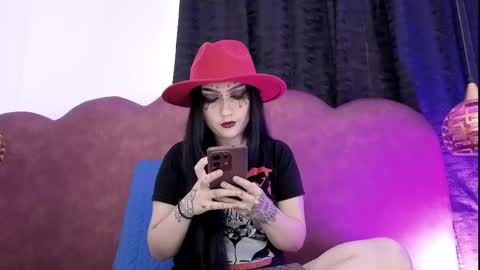 Snapshot of sophia_dk chatting on 04.18.26 sophia hottie online show from 04.18.26